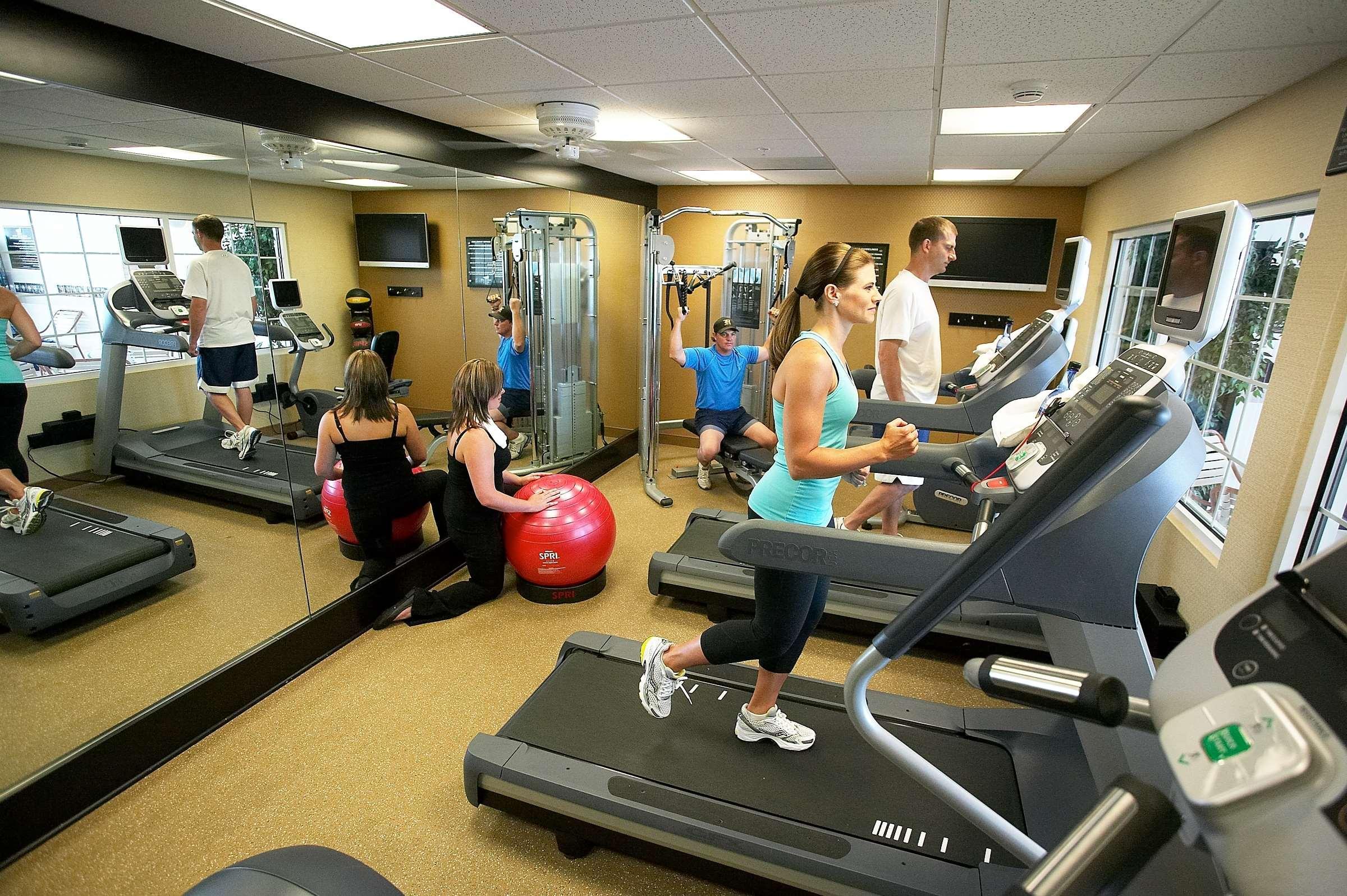 Homewood Suites By Hilton At The Waterfront Wichita Facilidades foto
